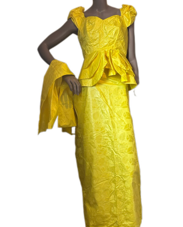 Jupe complet, Bazin Jaune, Taille XL, Très bon état, foulard