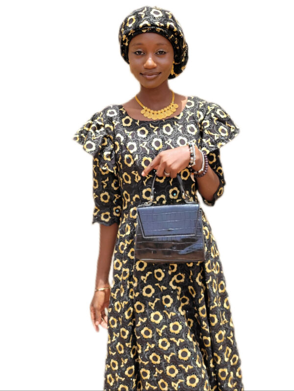 Robe brodé, taille XS/S, Très bon état, Foulard