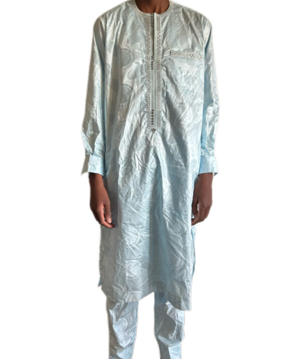 Ensemble deux pièces, Bazin bleu clair, taille 13 ans, Très bon état