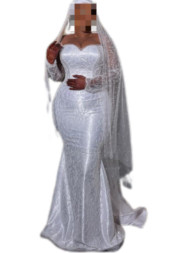 Robe de mariée blanche, Brodé Tissu, Taille XXL, Très bon état
