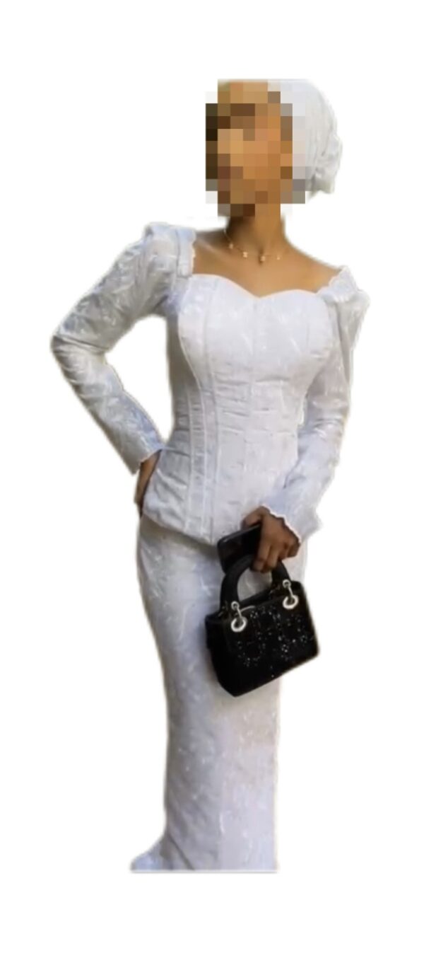 Jupe complet Brodé blanc, Taille S, Très bon état, foulard