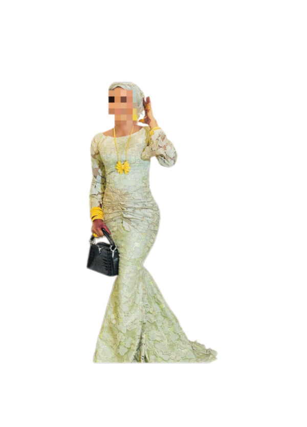 Robe Brodé, Taille S, Quasi-neuf, foulard