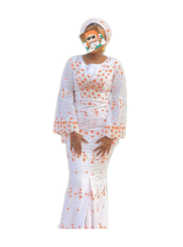 Robe Brodé Voile, Taille M, Très bon état, Foulard