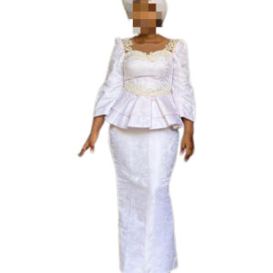 Jupe complet Brocard Blanc, Taille M/L, Très bon état