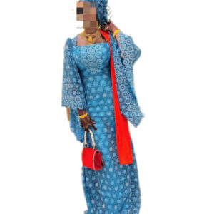 Robe Brodé Guipur, Taille S, Très bon état, foulard