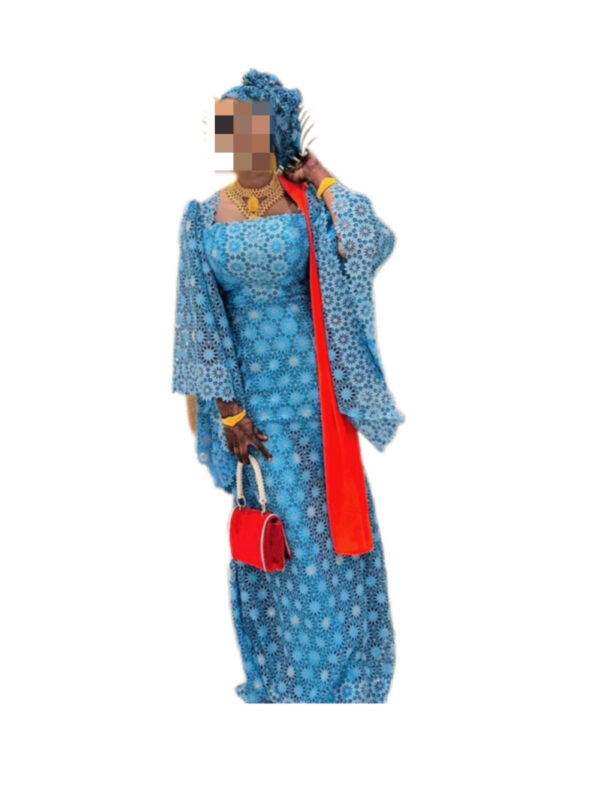 Robe Brodé Guipur, Taille S, Très bon état, foulard