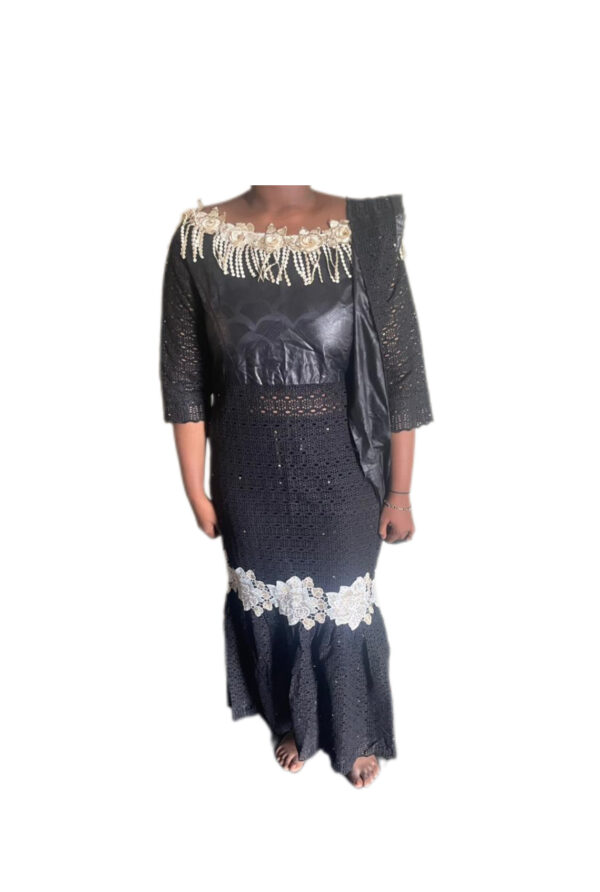 Robe brodé/bazin, taille XXL, Très bon état, foulard