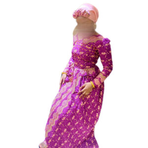 Robe brodé, Taille M, bon état, foulard