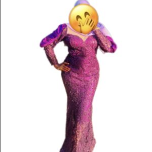 Robe brodé, taille L, Très bon état