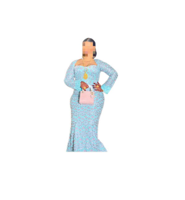 Robe brodé, taille XL, Quasi-neuf, foulard