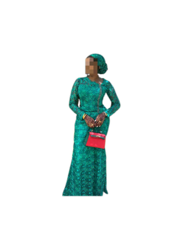 Robe brodé Vert, taille M, Quasi-neuf, foulard