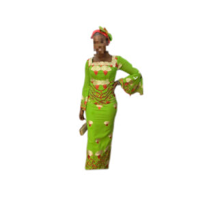 Robe brodé , taille M, Quasi-neuf, foulard