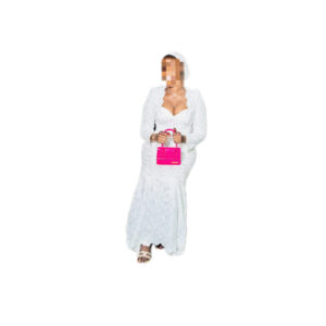Robe brodé, taille M, Quasi-neuf, foulard