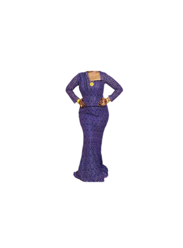 Robe brodé, taille M, Quasi-neuf, foulard