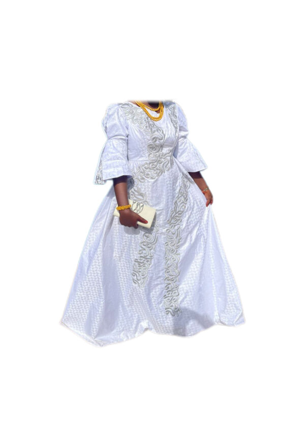 Robe bazin blanc, taille M, Quasi-neuf,foulard
