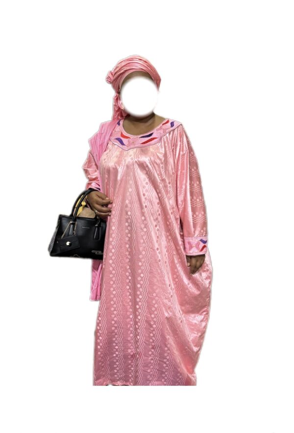 Grand boubou 3 mètres Getzner, Quasi-neuf, foulard