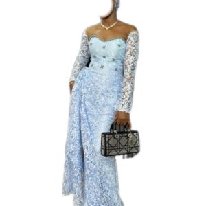 Robe brodé guipure, taille M, quasi-neuf, foulard