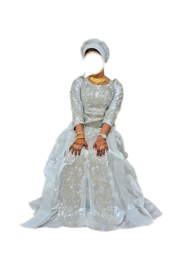 Robe Bazin Moussoya By Awa Gakou, taille M, Quadi-neuf
