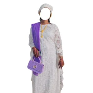 Brodé blanc, taille M, Quasi-neuf, foulard