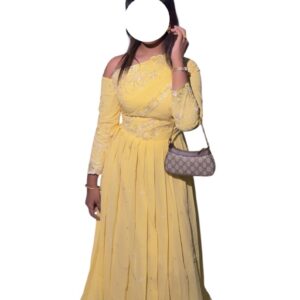 AC5122025, Robe brodé voile, Taille M, Quasi-neuf