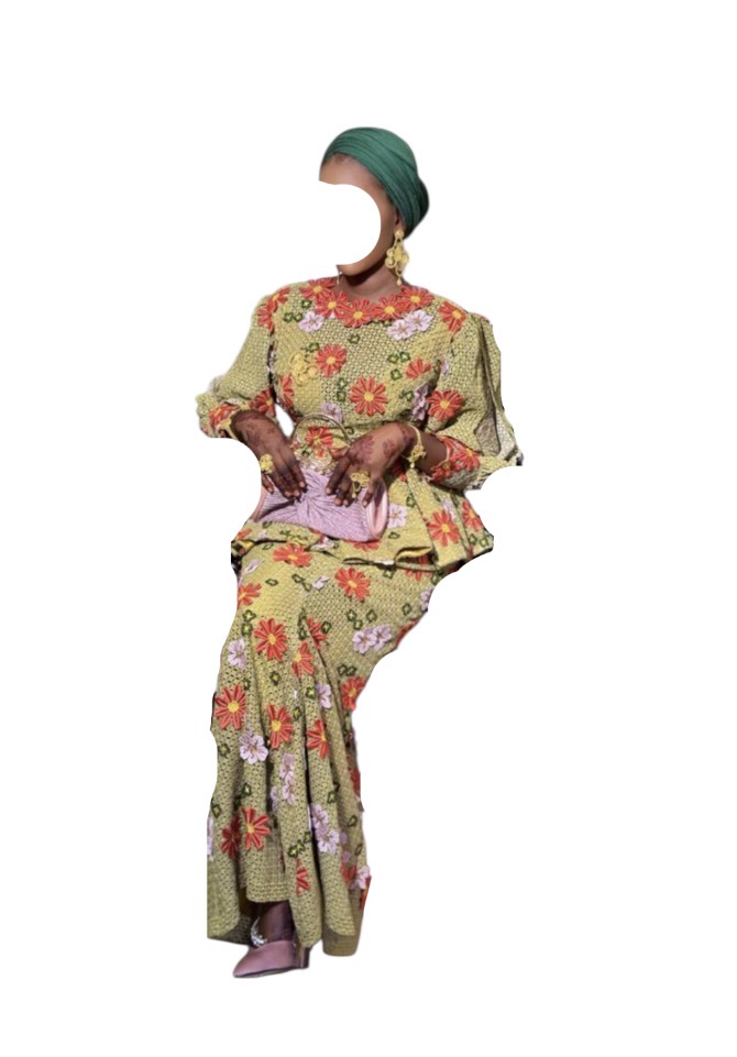 FK11012026, brodé HKG, Taille M, foulard