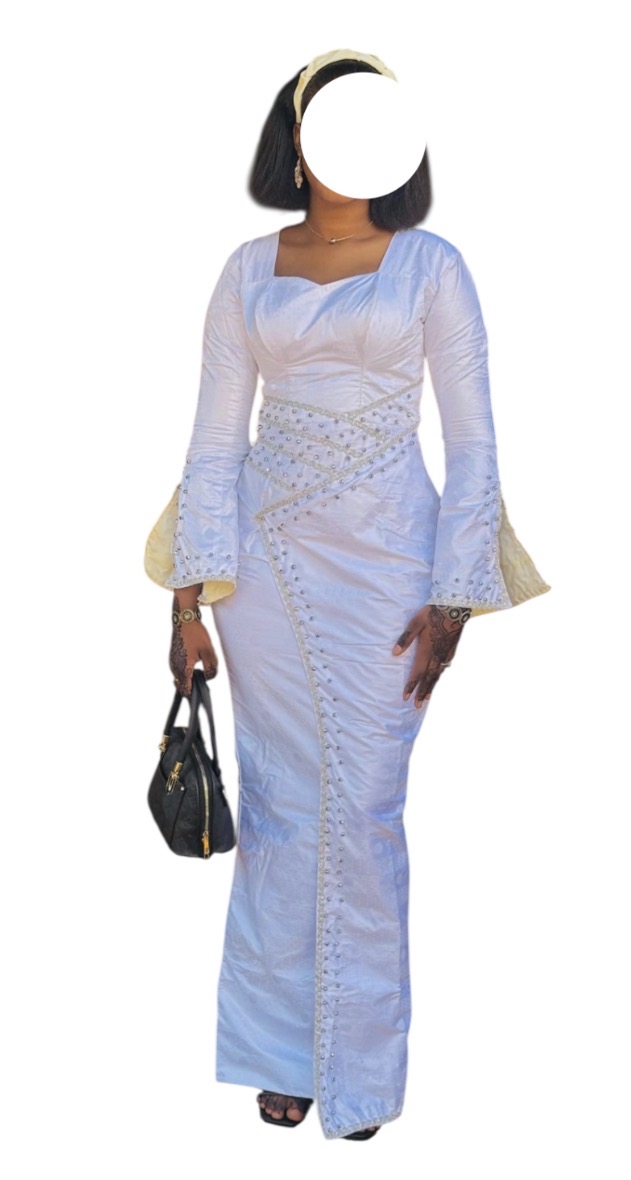 AK25022026, robe bazin blanc, taille M