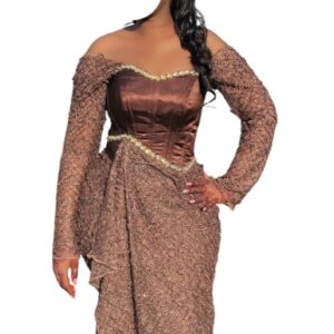 AK25022026, robe brodé, taille L