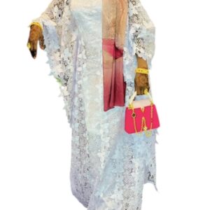 KD09022026, brodé guipure, taille M