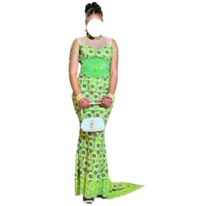 MN21052026, robe brodé, taille M