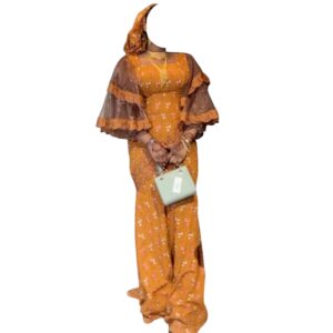SO02062026, Robe brodé, taille L, foulard