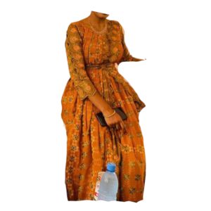TI01072026, Robe Bordé, Taille M, Foulard