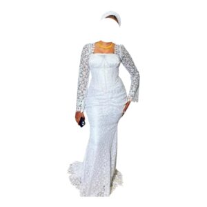 CH03082026, Robe Bordé Blanc, Taille L, Turban
