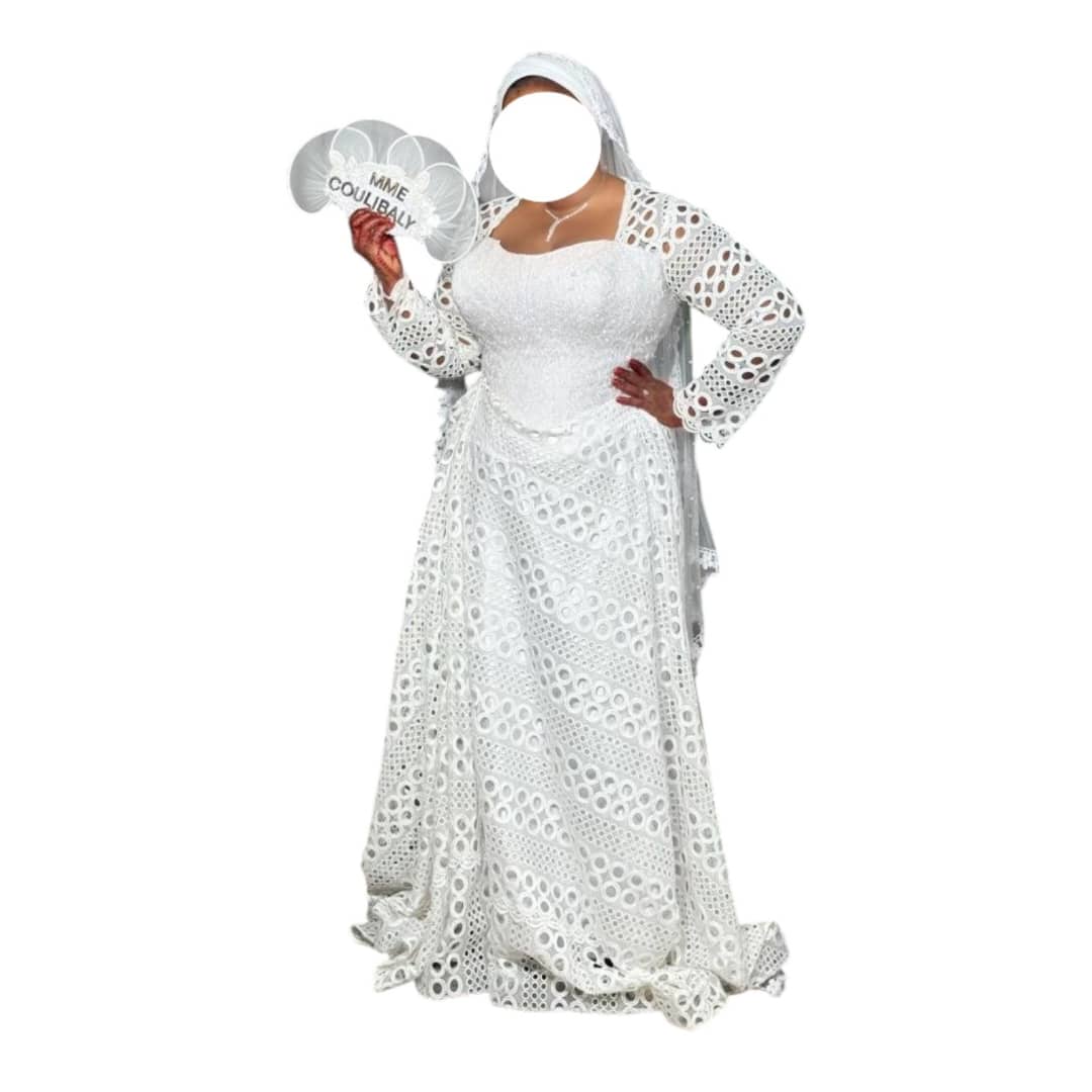 FD12092026, Robe de Mariée, Taille XXL, Voile